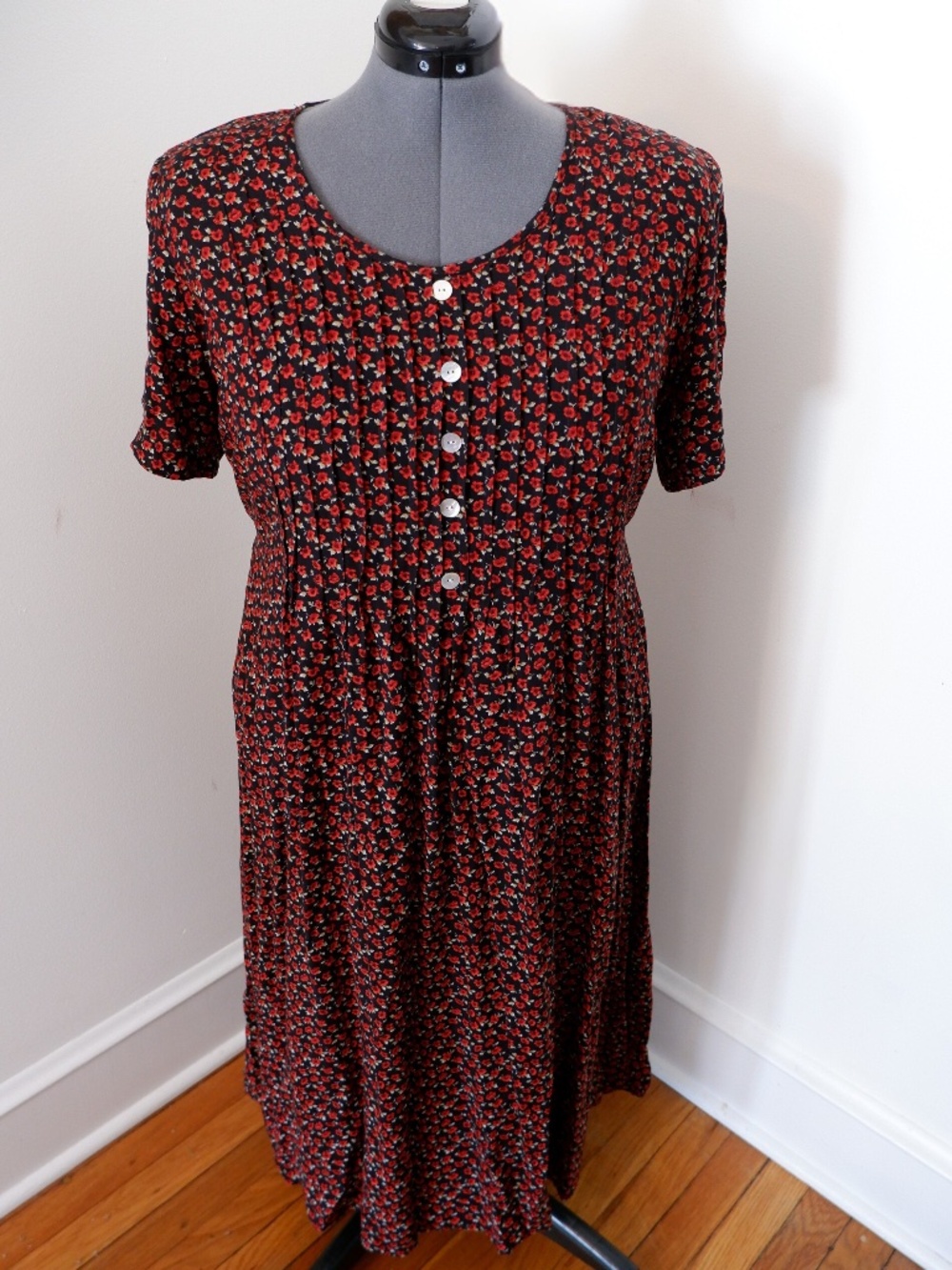 Plus Size Vintage 90s/Cottagecore MSK Floral Midi Button Front Dress